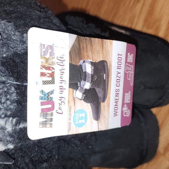 MUK LUKS, Women's Cozy Boot, sz. 11. Brand new with tags. - Picture 4 of 12